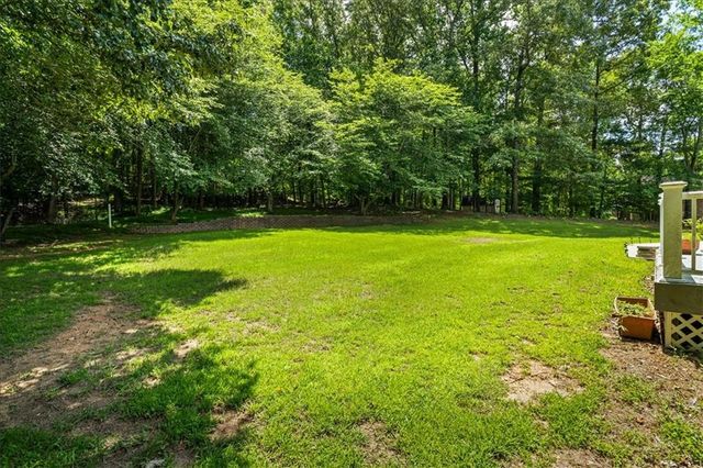 40 Costleys Bridge Drive, Oxford, GA 30054