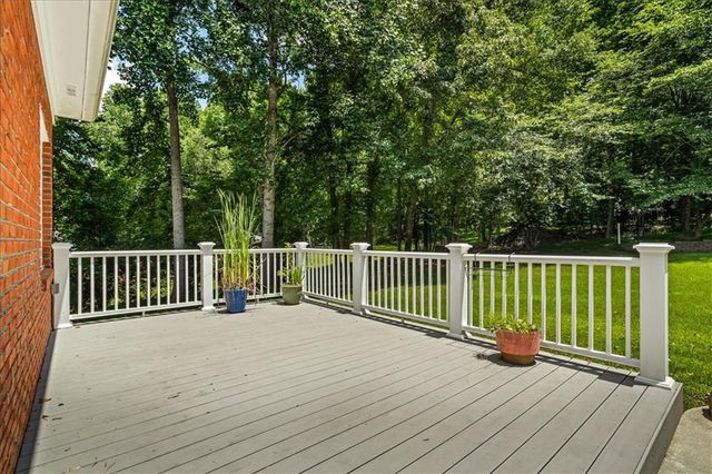 40 Costleys Bridge Drive, Oxford, GA 30054