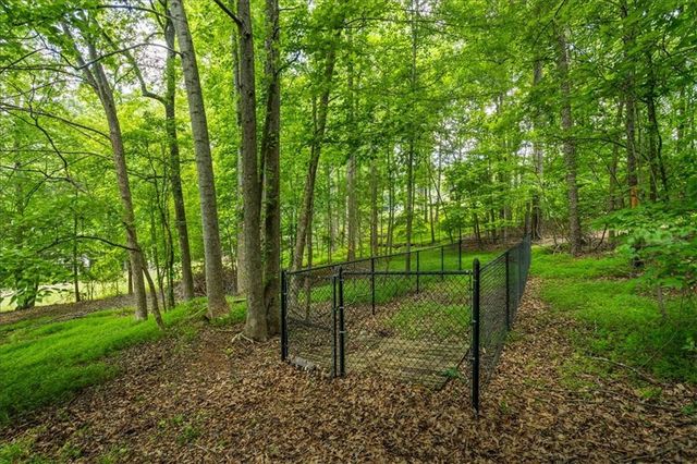 40 Costleys Bridge Drive, Oxford, GA 30054