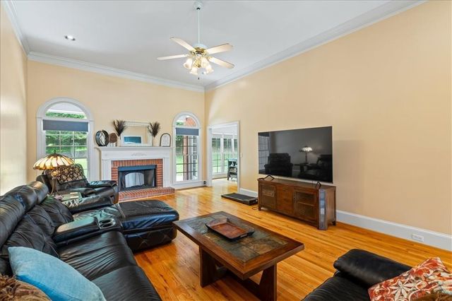 40 Costleys Bridge Drive, Oxford, GA 30054