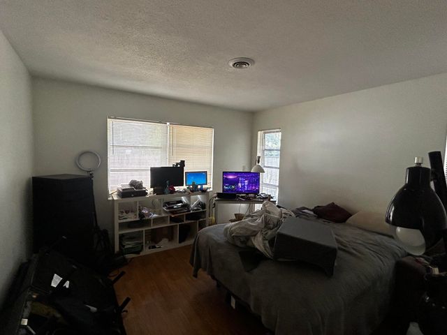1213 SE 1ST Street 1-4, Fort Lauderdale, FL 33301