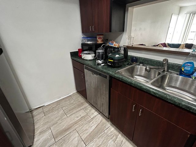1213 SE 1ST Street 1-4, Fort Lauderdale, FL 33301