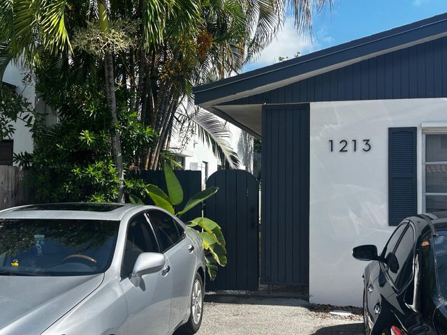 1213 SE 1ST Street 1-4, Fort Lauderdale, FL 33301