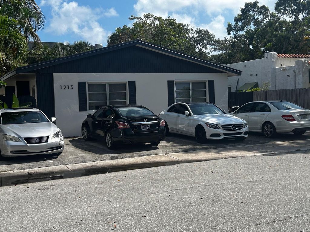 1213 SE 1ST Street 1-4, Fort Lauderdale, FL 33301