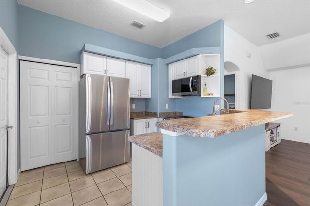 8 RIVERVIEW PLACE, Palm Coast, FL 32164