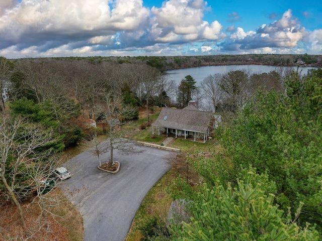 1216 Santuit Newtown Rd, Barnstable, MA 02635