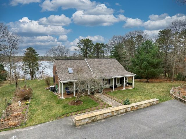 1216 Santuit Newtown Rd, Barnstable, MA 02635