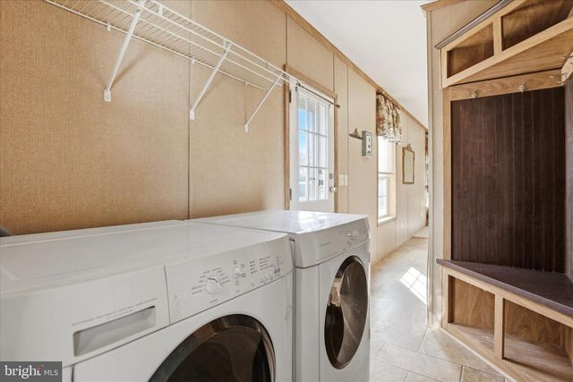 77 IVY CIR, Norristown, PA 19403