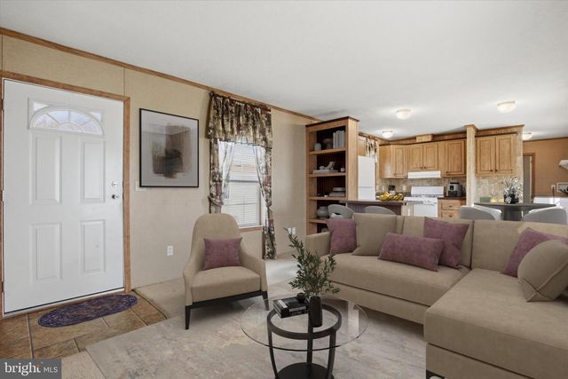 77 IVY CIR, Norristown, PA 19403