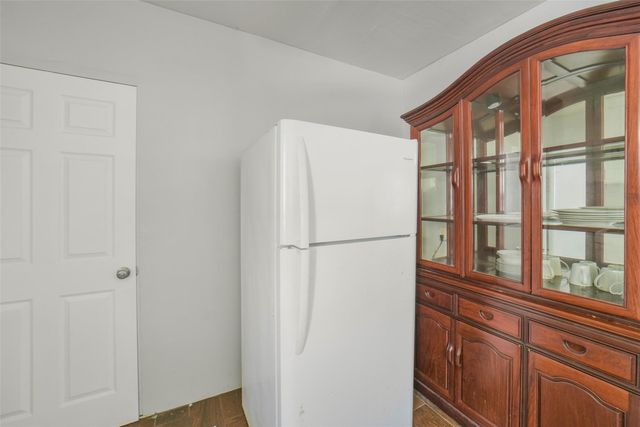 220 Engel Street, Houston, TX 77011