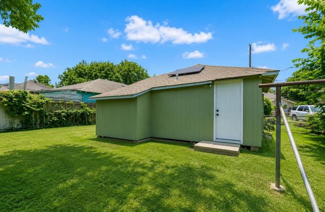 220 Engel Street, Houston, TX 77011