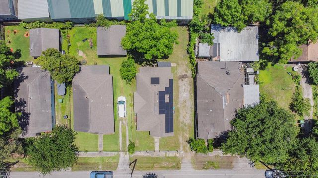 220 Engel Street, Houston, TX 77011