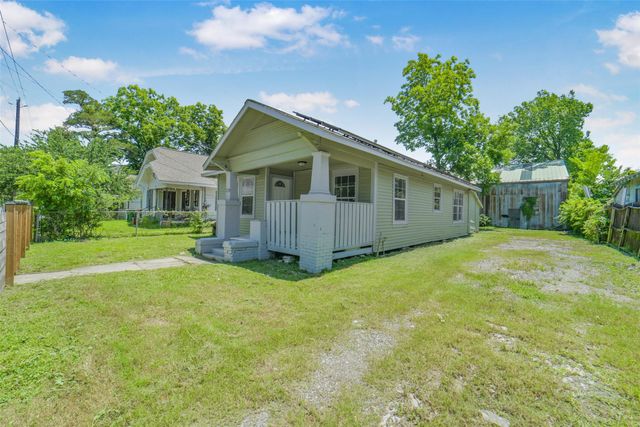 220 Engel Street, Houston, TX 77011