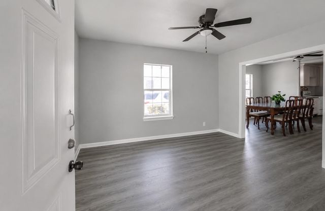 220 Engel Street, Houston, TX 77011