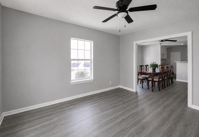 220 Engel Street, Houston, TX 77011