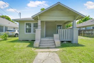 220 Engel Street, Houston, TX 77011