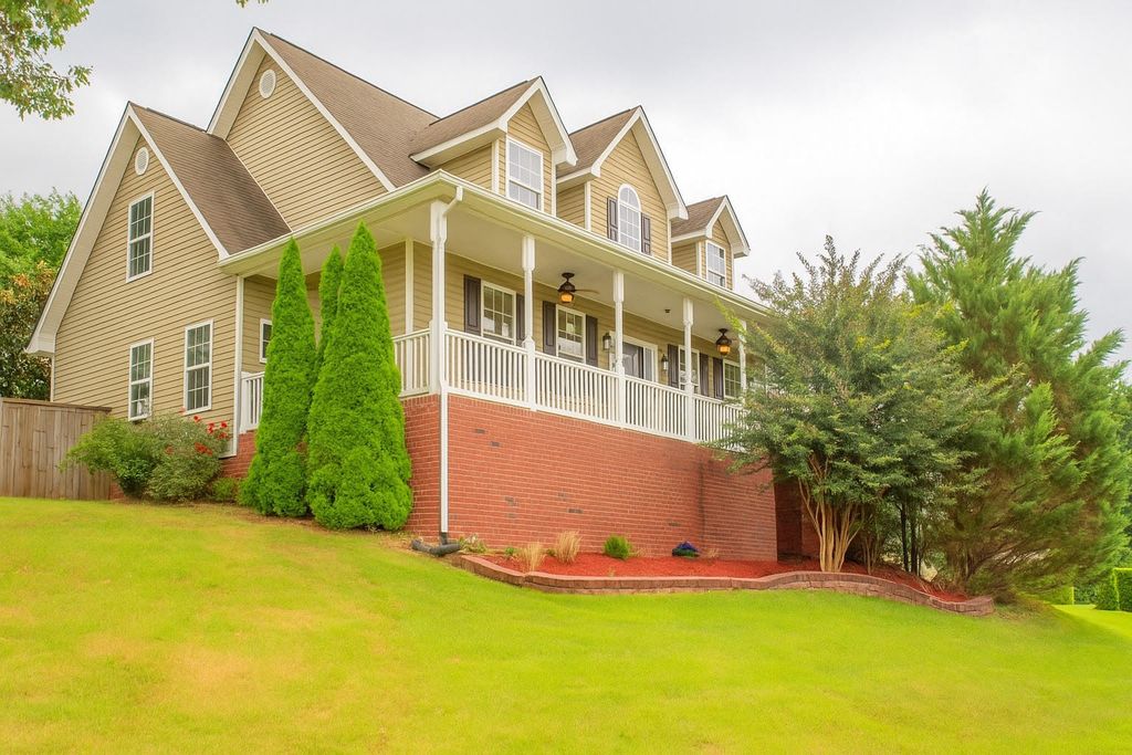 199 Falcons View Drive, Ringgold, GA 30736