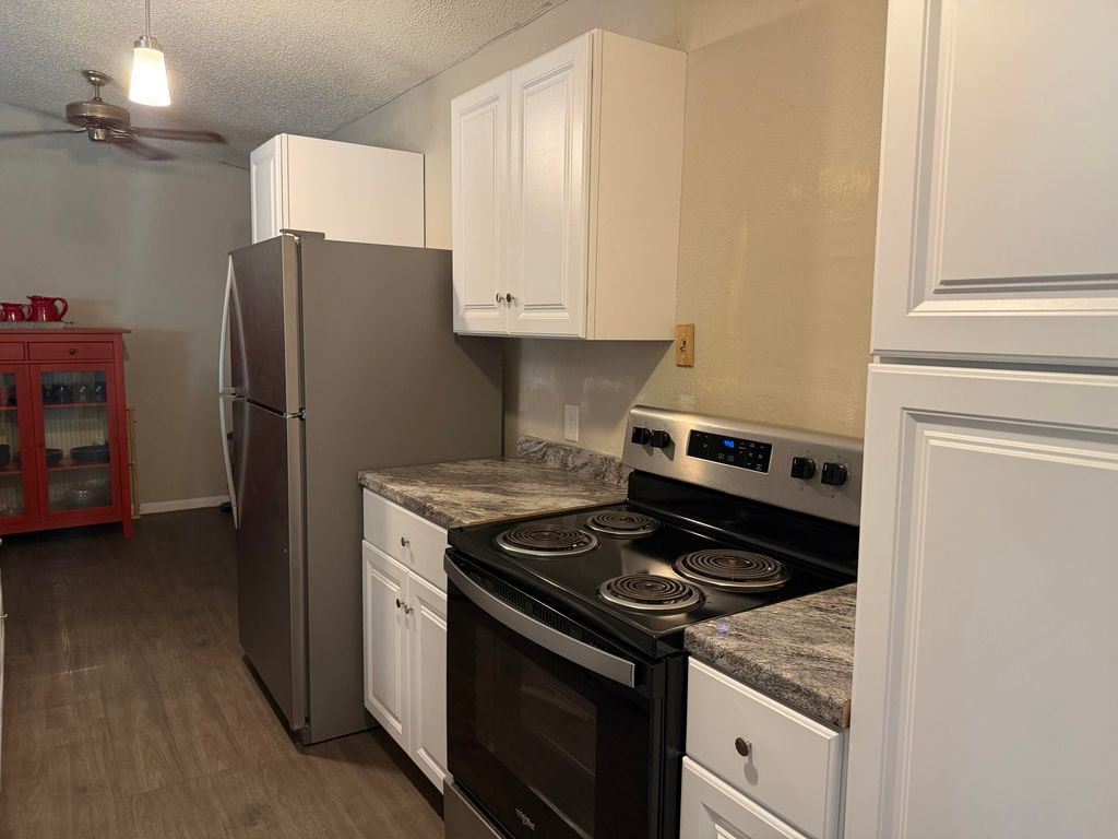 Image 4 of property listing at 2702 University Avenue, San Angelo, TX 76904