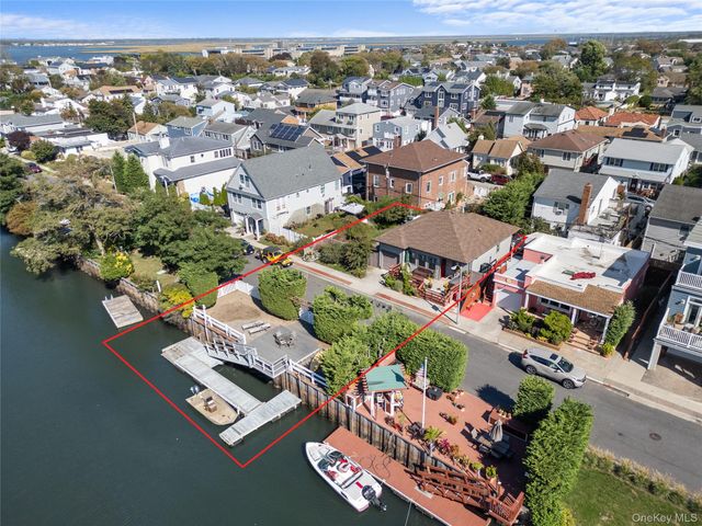 18 Clark Street, Long Beach, NY 11561