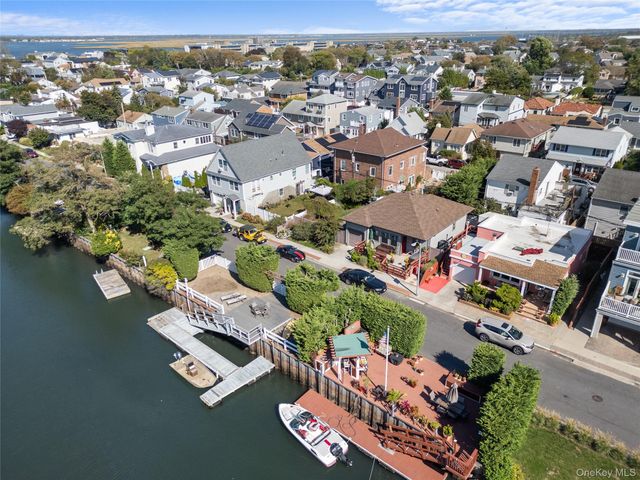 18 Clark Street, Long Beach, NY 11561