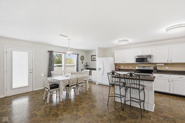 2650 Gawain Drive, Lafayette, IN 47909