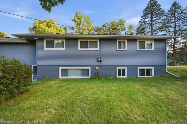3851 Judd Road, Milan, MI 48160