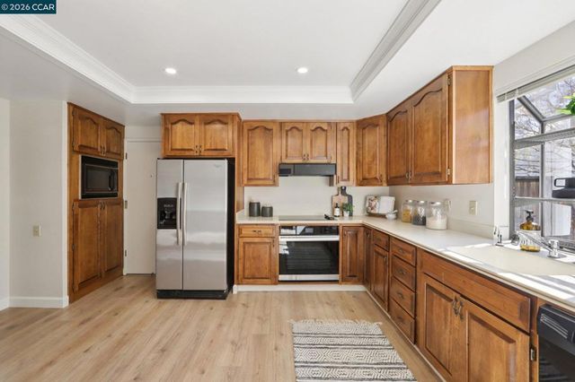 826 Augusta Dr, Moraga, CA 94556