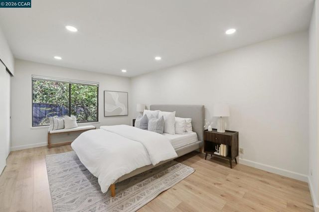 826 Augusta Dr, Moraga, CA 94556