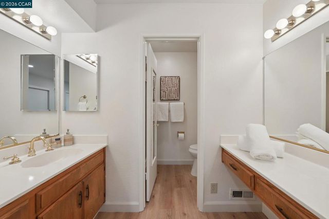 826 Augusta Dr, Moraga, CA 94556