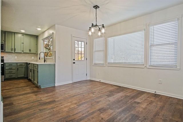 10751 Shady Oaks Lane, Guthrie, OK 73044