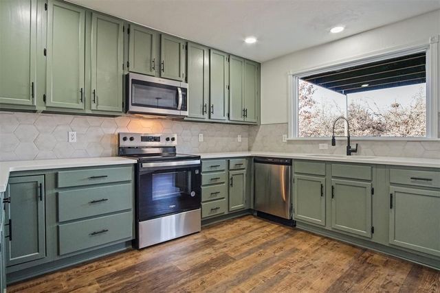 10751 Shady Oaks Lane, Guthrie, OK 73044