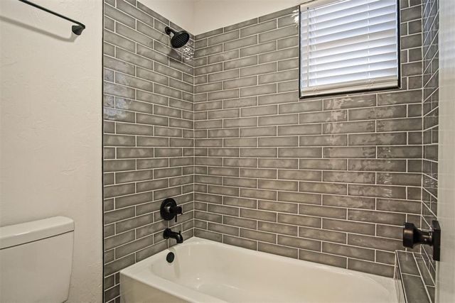 10751 Shady Oaks Lane, Guthrie, OK 73044