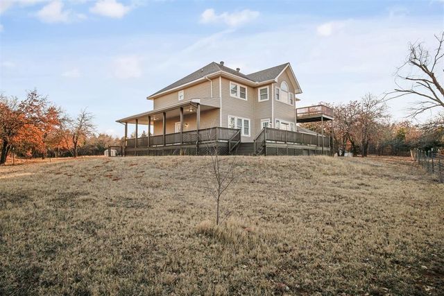 10751 Shady Oaks Lane, Guthrie, OK 73044