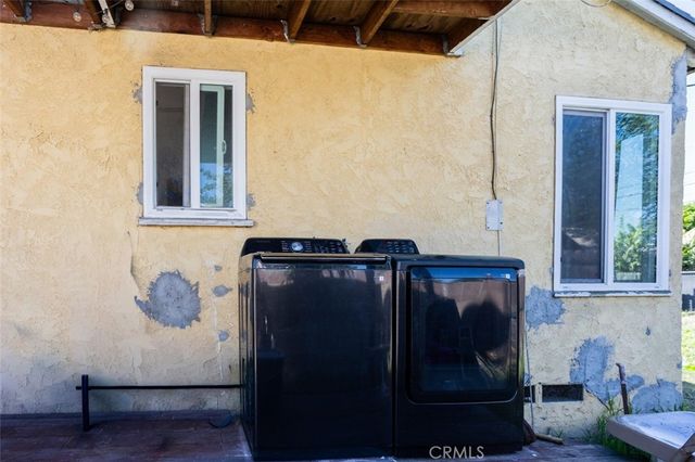 1401 S Whitemarsh, Compton, CA 90220