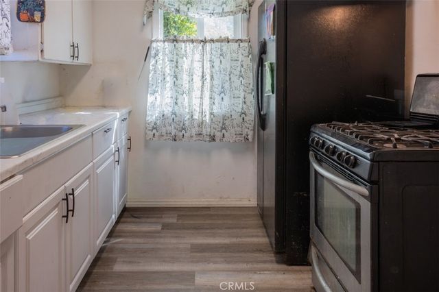 1401 S Whitemarsh, Compton, CA 90220