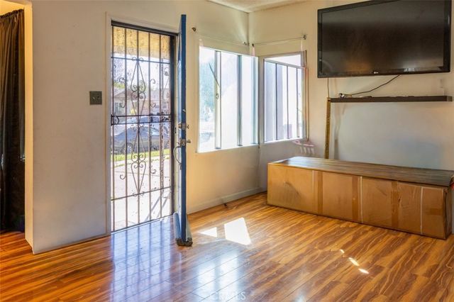 1401 S Whitemarsh, Compton, CA 90220