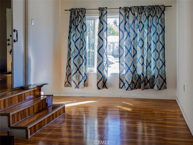 1401 S Whitemarsh, Compton, CA 90220