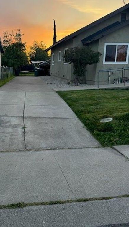 3011 Anne St, Stockton, CA 95206