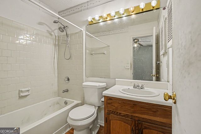 5670 Wells Circle, Stone Mountain, GA 30087