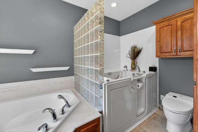 2623 S Coon Creek Drive, Andover, MN 55304