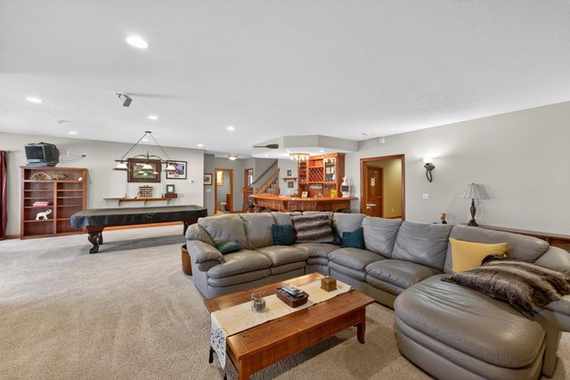 2623 S Coon Creek Drive, Andover, MN 55304