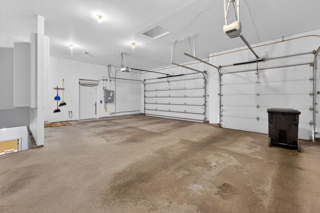 2623 S Coon Creek Drive, Andover, MN 55304