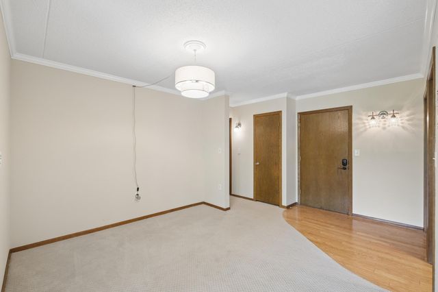 1077 Sibley Memorial Highway 504, Lilydale, MN 55118