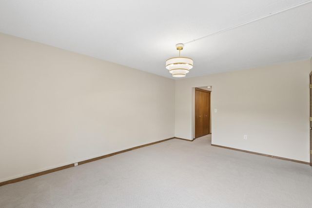 1077 Sibley Memorial Highway 504, Lilydale, MN 55118