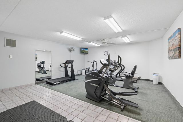 1077 Sibley Memorial Highway 504, Lilydale, MN 55118
