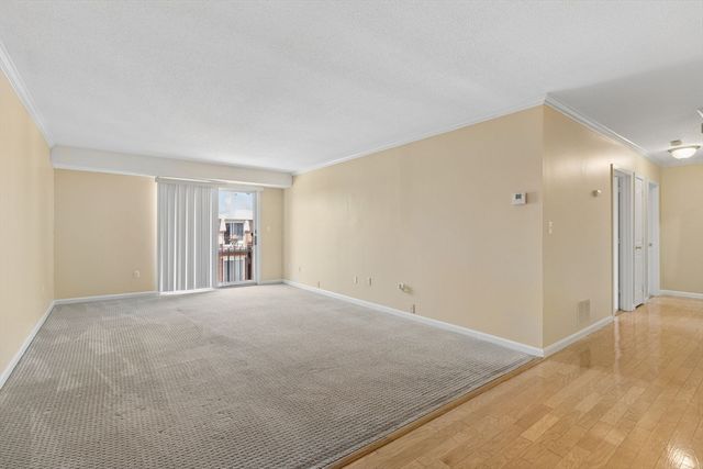 1508 Gorham 306, Lowell, MA 01852