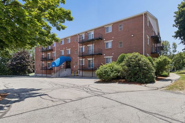 1508 Gorham 306, Lowell, MA 01852