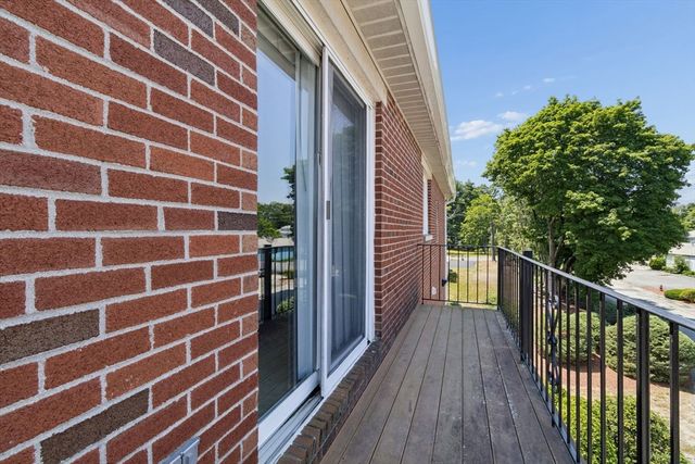 1508 Gorham 306, Lowell, MA 01852