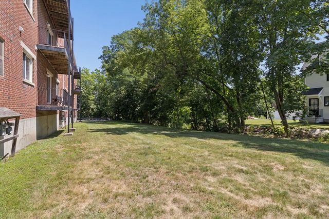 1508 Gorham 306, Lowell, MA 01852