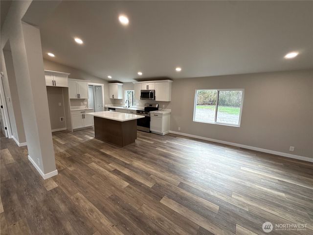 1500 SE Spruce Road, Port Orchard, WA 98367